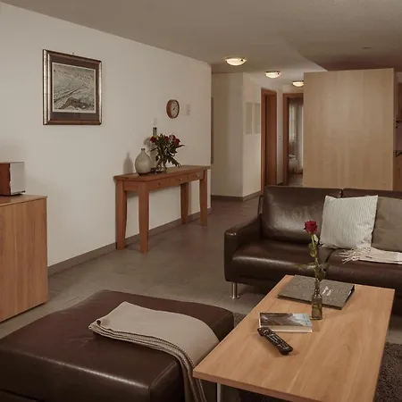 Haus Mischabel Апартаменты *