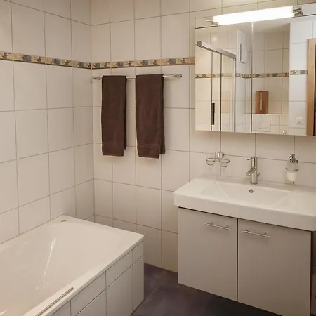 Haus Mischabel Апартаменты Церматт