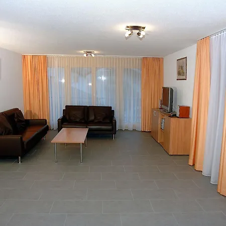 Haus Mischabel شقة *