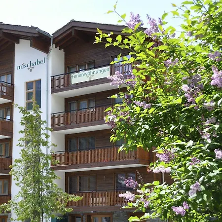 Apartment Haus Mischabel *