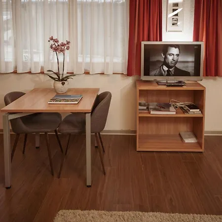 شقة Haus Mischabel زيرمات