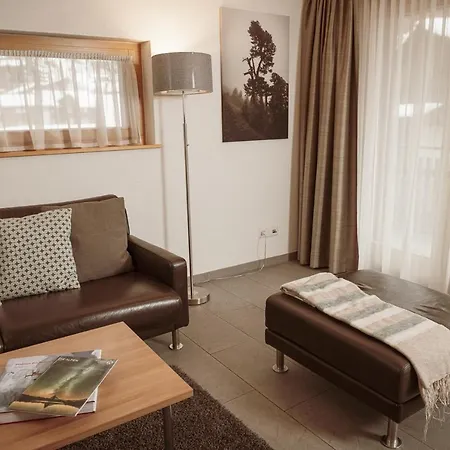 Apartment Haus Mischabel *