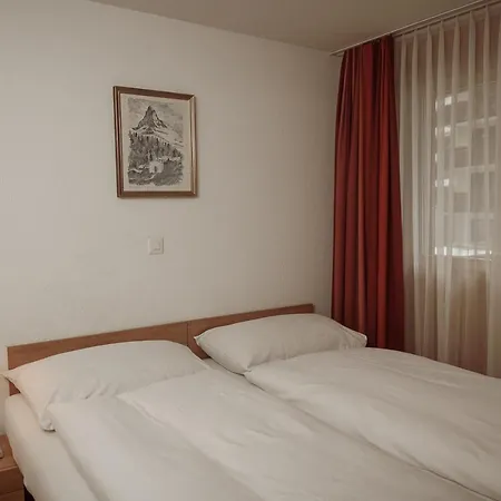 Haus Mischabel * زيرمات