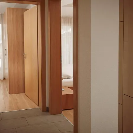 Apartment Haus Mischabel *