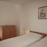 Haus Mischabel Апартаменты