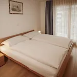 Haus Mischabel Апартаменты Церматт