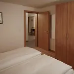 Апартаменты Haus Mischabel *