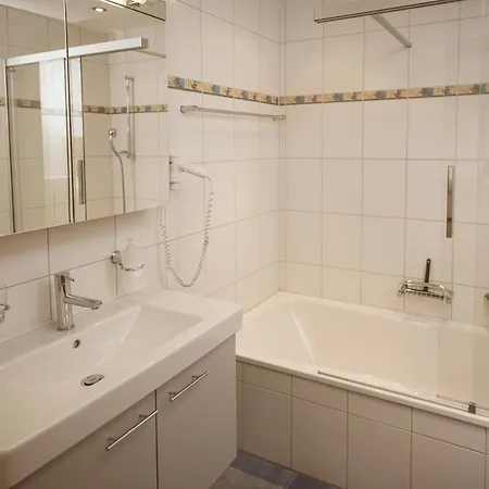 豪斯米沙伯尔酒店